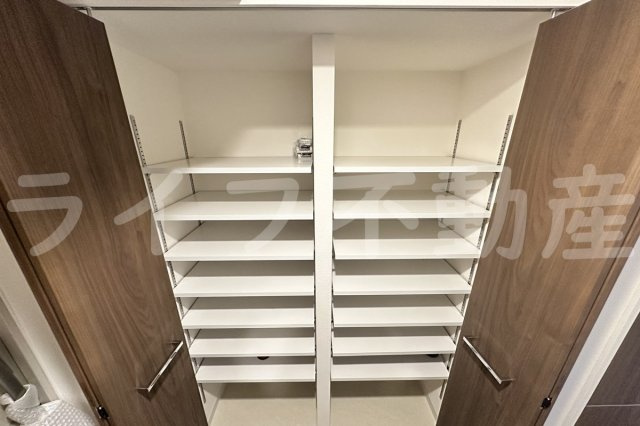 クレリア新深江の収納