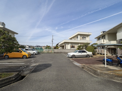 【駐車場】 | ネオアネックス | 駐車場1台分ついています