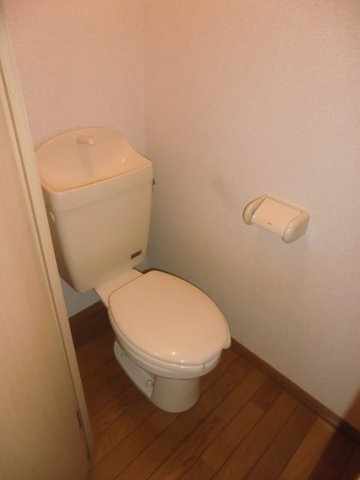 エスティⅢのトイレ|落ち着いたトイレです