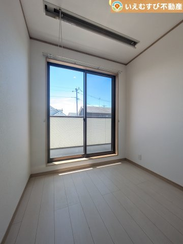 加須市多門寺　中古戸建のその他|サンルーム付きで雨でもお洗濯安心
ゆとりあるサンルームがあれば雨の日や夜のお洗濯も安心！快適！