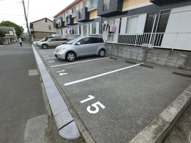 【駐車場】