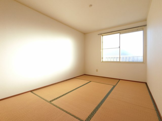 【寝室】