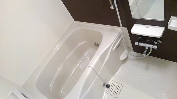 カルムメゾン参番館の浴室