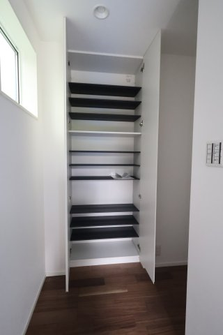《仲介手数料無料》北区上十条５丁目21-6新築一戸建てメルディアの玄関
