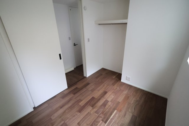 《仲介手数料無料》北区上十条５丁目21-6新築一戸建てメルディアの洋室