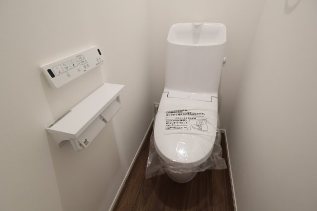 《仲介手数料無料》北区上十条５丁目21-6新築一戸建てメルディアのトイレ