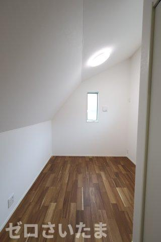 《仲介手数料無料》北区上十条５丁目21-6新築一戸建てメルディアの洋室