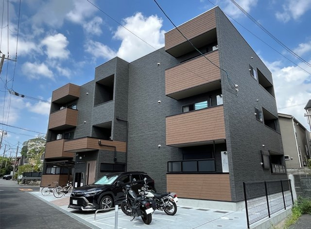Louis Apartment吹田東リバーパーク
