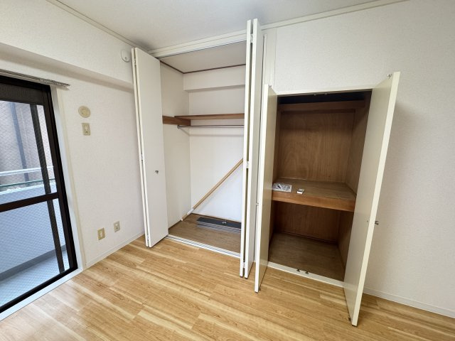 ルネ松戸馬橋の駐車場