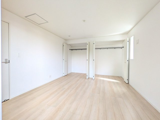 八王子市　小宮町　新築一戸建て　２４期の収納|～2階8帖の主寝室でゆとりある睡眠を！～