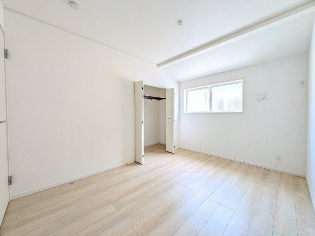 八王子市　小宮町　新築一戸建て　２４期の洋室|～2階6帖の洋室～