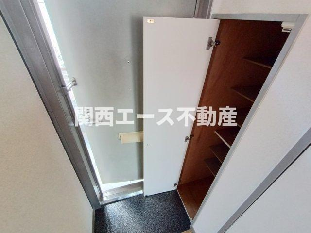 【玄関】 | レオパレスルナⅠ