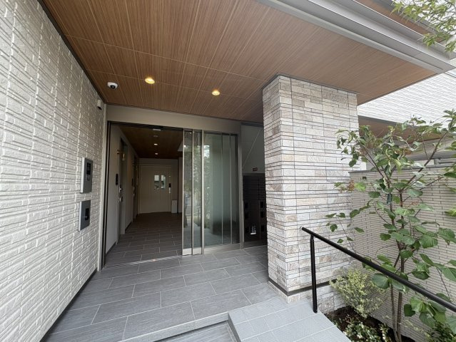 シャーメゾン ボーテのエントランス|落ち着いたエントランスです