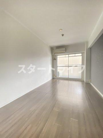 大阪市東淀川区東中島１丁目の賃貸マンションの居間・リビング