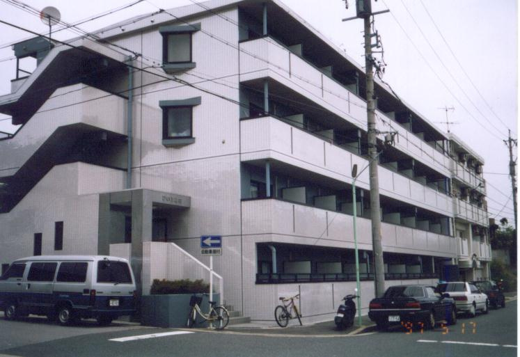 びいⅡ植田の外観