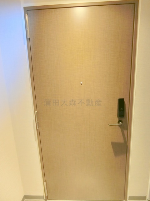 Live Casa千鳥町の玄関