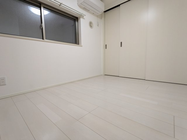 ハーモニーテラス二番Ⅲの洋室|102号室