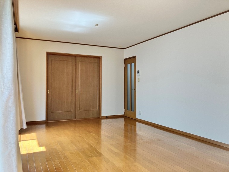柏戸建の洋室