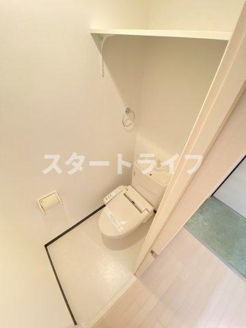 大阪市東淀川区東中島６丁目の賃貸マンションのトイレ