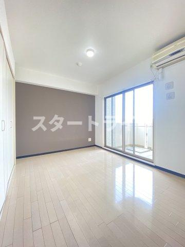 大阪市東淀川区東中島６丁目の賃貸マンションの寝室