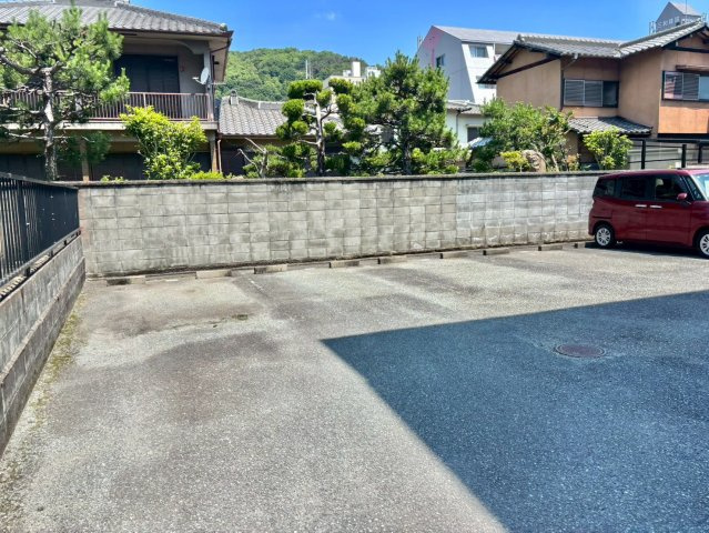 山田コーポの駐車場