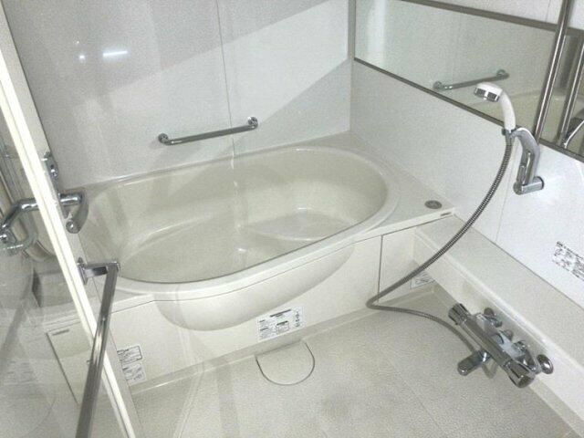 コットンハーバータワーズベイウエストの浴室