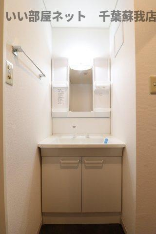 フローラ千葉中央の洗面所|朝の準備に活躍する、洗髪洗面化粧台！