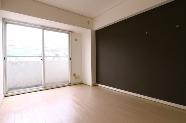 グリーンパレス塩屋の寝室