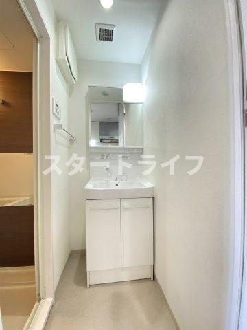 大阪市淀川区東三国１丁目の賃貸マンションの洗面所