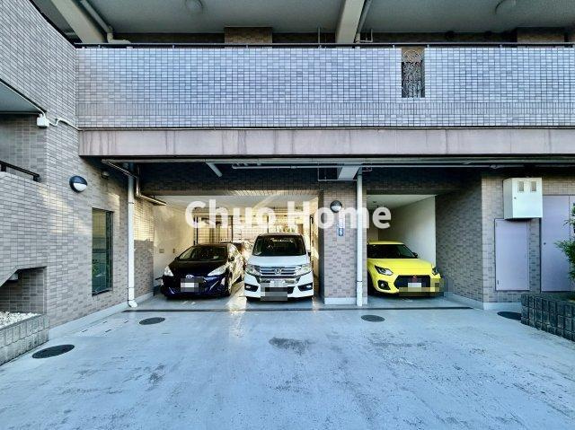 モンテベルデ西大島の駐車場|【敷地内駐車場】最新の空き状況や費用などの詳細は担当スタッフまでお問い合わせください。