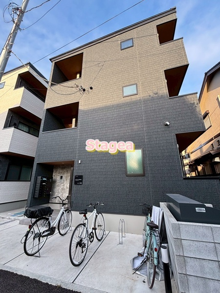 robot home 愛宕町Bのエントランス