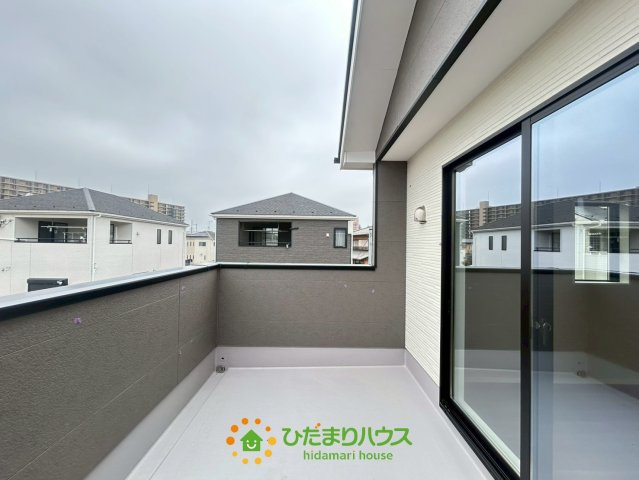 久喜市野久喜4期　新築一戸建て　04　リガーレのバルコニー|26/07/04 撮影