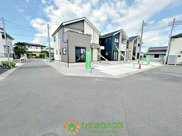 久喜市野久喜4期　新築一戸建て　04　リガーレの前面道路含む現地写真|26/07/17 撮影