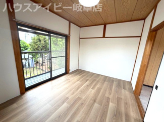 【洋室】 | 岐南町伏屋リフォーム済み中古住宅登場です♪お車スペース2台可能！（車種による）アクセス良好です♪ | 岐南町伏屋リフォーム済み中古住宅登場です♪お車スペース2台可能！（車種による）アクセス良好です♪
