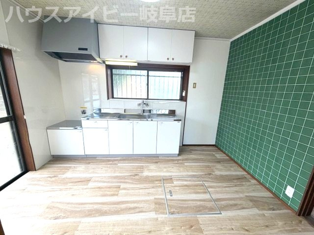 【居間・リビング】の画像
