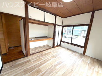 【洋室】 | 岐南町伏屋リフォーム済み中古住宅登場です♪お車スペース2台可能！（車種による）アクセス良好です♪ | 岐南町伏屋リフォーム済み中古住宅登場です♪お車スペース2台可能！（車種による）アクセス良好です♪
