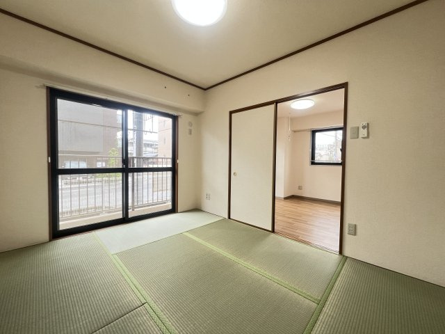 ハーヴェスト本郷の和室