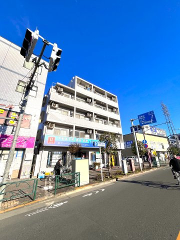 サンアーク向原の外観