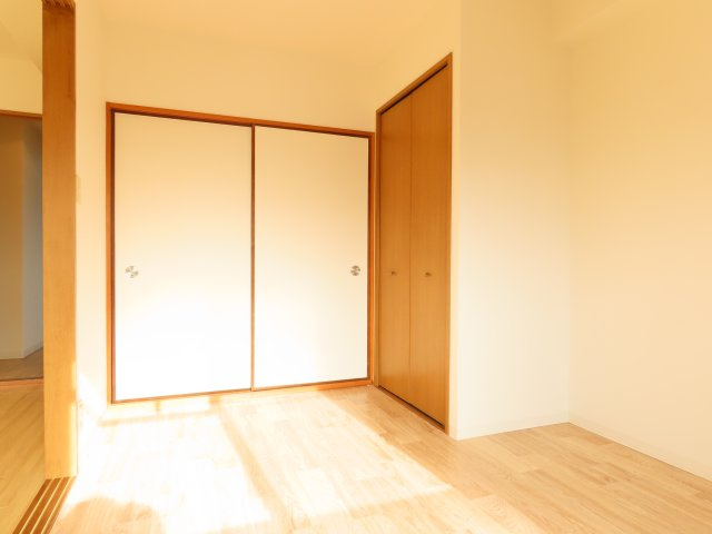 サンアウローラの洋室