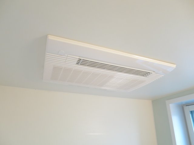 【設備】 | ☆浴室乾燥機☆