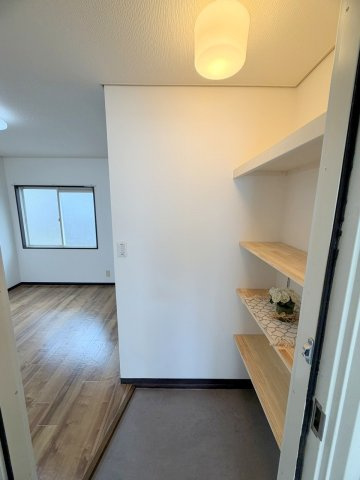 フレグランス笹口 B棟の玄関