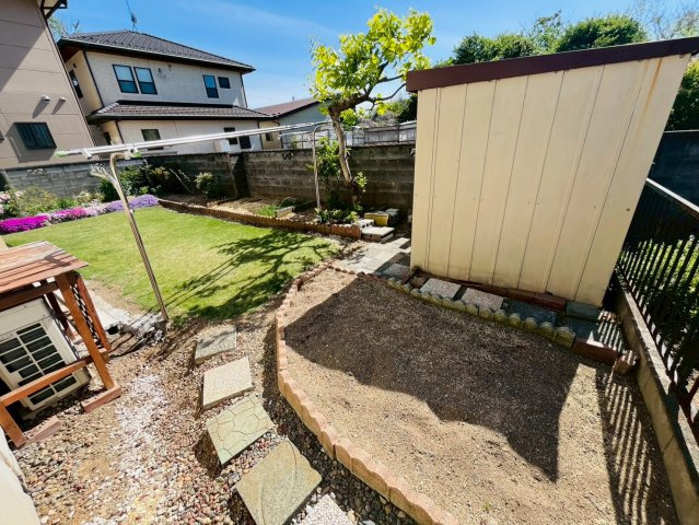 筑西市玉戸 リフォーム物件　の庭|陽当たりの良いお庭でガーデニングも楽しめます（＾＾）
2026年4月撮影