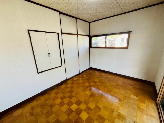 筑西市玉戸 リフォーム物件　の洋室|〇洋室　6帖〇
各居室収納付きで住みやすさにこだわっています！
2026年4月撮影