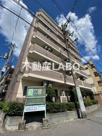 アルファ帝塚山の外観