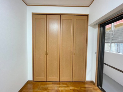【洋室】 | グランドソレイユ | ※別部屋の写真になっております　現状優先です