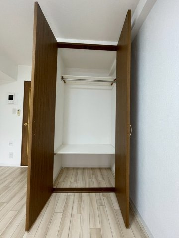 メゾンナカムラ北堀江の収納