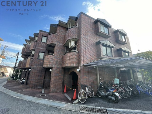 オートロック付きで安心です！