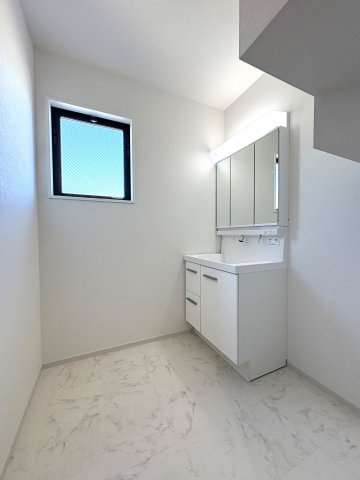 SMART FAMILY— 平和町で整う、ちょうどいい暮らしの脱衣所