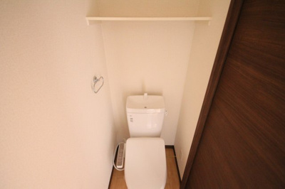 【トイレ】 | ルナフィールド | 落ち着いたトイレです