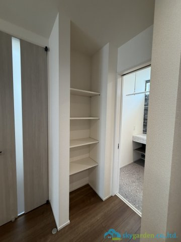 厚木市愛甲東1丁目　新築戸建　全1棟1号棟の収納